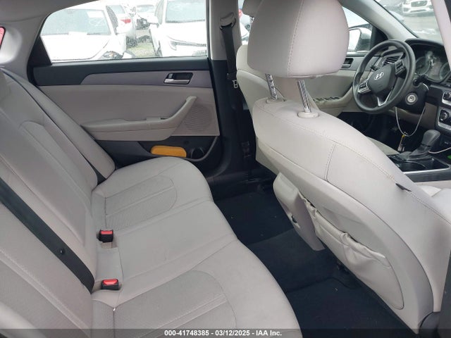 5NPE24AF3JH693936 Hyundai SONATA SE