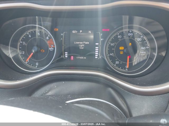 1C4PJMAB8HW648052 Jeep Cherokee Altitude 4x4