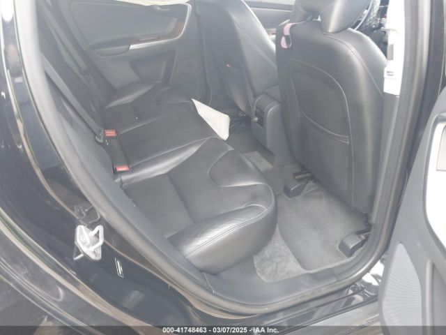 YV440MDU8H2039258 Volvo Xc60 T5 Inscription