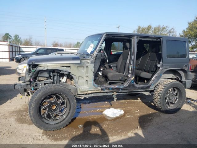 1C4BJWDG6HL552984 Jeep Wrangler Unlimited Sport