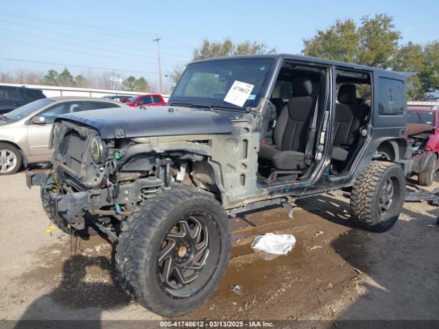 1C4BJWDG6HL552984 Jeep Wrangler Unlimited Sport