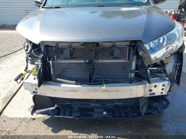 5TDDGRFHXJS043578 Toyota Highlander Hybrid Limited