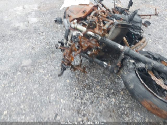 2022 KAWASAKI EX650 ML5EXEN18NDA50769 Photo 4