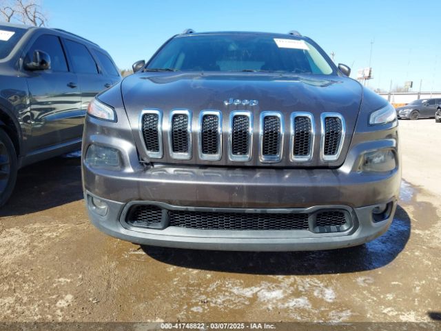 1C4PJLCB2GW160141 Jeep Cherokee Latitude