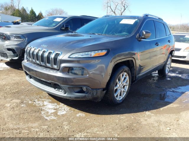 1C4PJLCB2GW160141 Jeep Cherokee Latitude