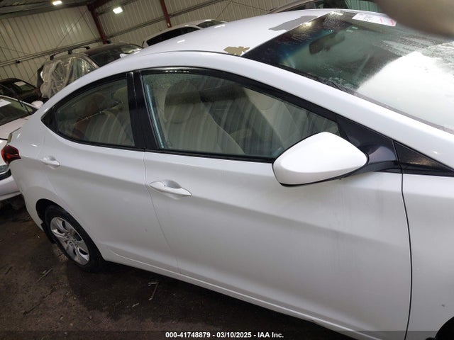 Hyundai ELANTRA SE 2016 5NPDH4AE1GH795021 Image 13