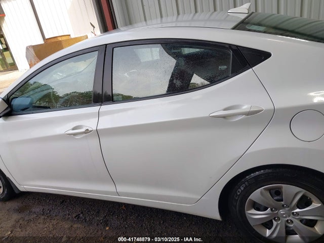 Hyundai ELANTRA SE 2016 5NPDH4AE1GH795021 Image 14