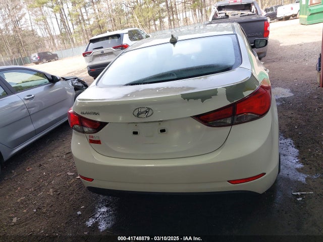 Hyundai ELANTRA SE 2016 5NPDH4AE1GH795021 Image 16