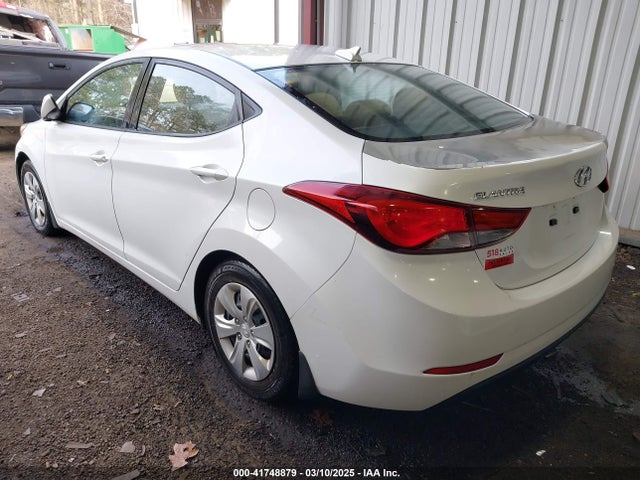 Hyundai ELANTRA SE 2016 5NPDH4AE1GH795021 Image 3