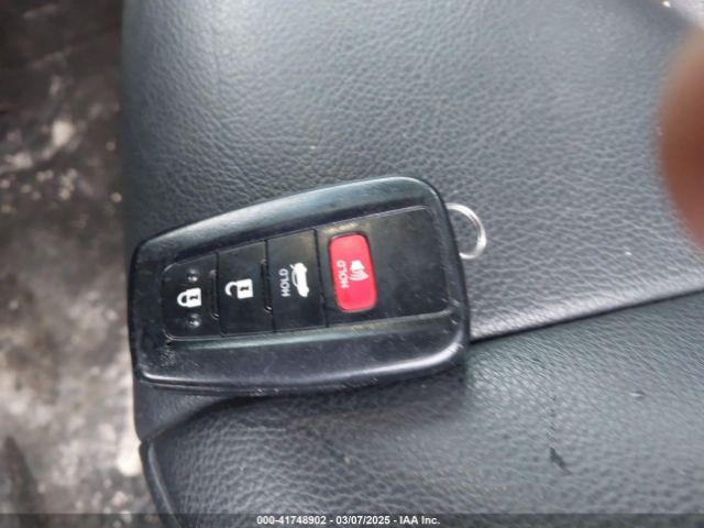 4T1B11HK4JU615139 Toyota CAMRY SE