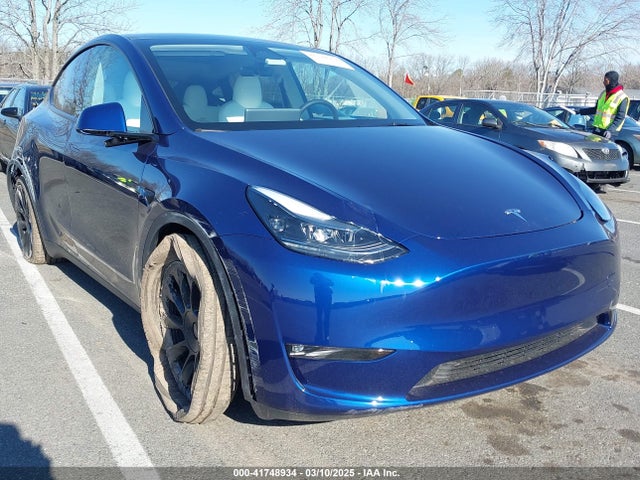2025 TESLA MODEL Y 7SAYGDEE0SF292850 Photo 0