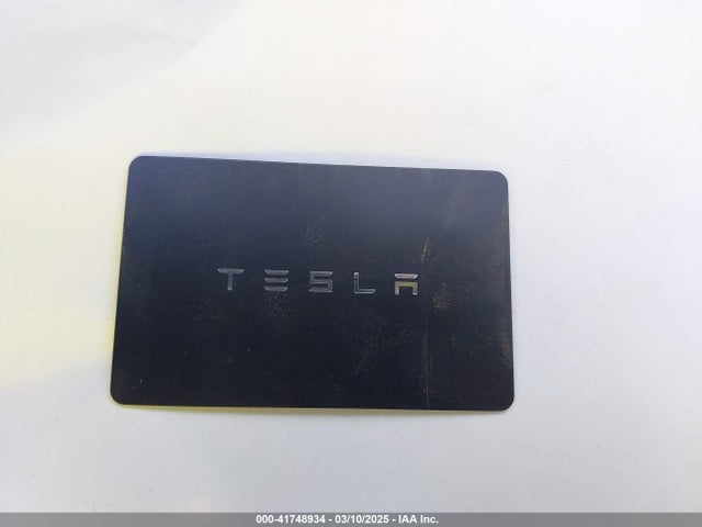 2025 TESLA MODEL Y 7SAYGDEE0SF292850 Photo 10