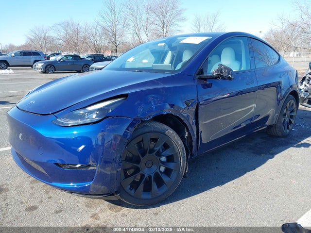 2025 TESLA MODEL Y 7SAYGDEE0SF292850 Photo 5