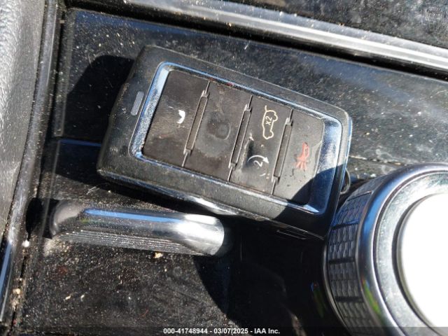 1C4RJKDG0M8122002 Jeep Grand Cherokee L Overland 4x4