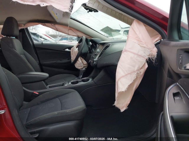1G1BE5SM0H7238949 Chevrolet Cruze Lt Auto