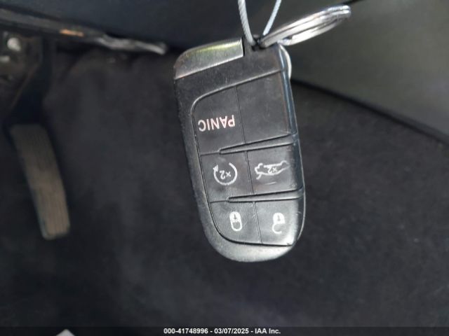 2018 CHRYSLER 300 2C3CCABGXJH243837 Photo 10
