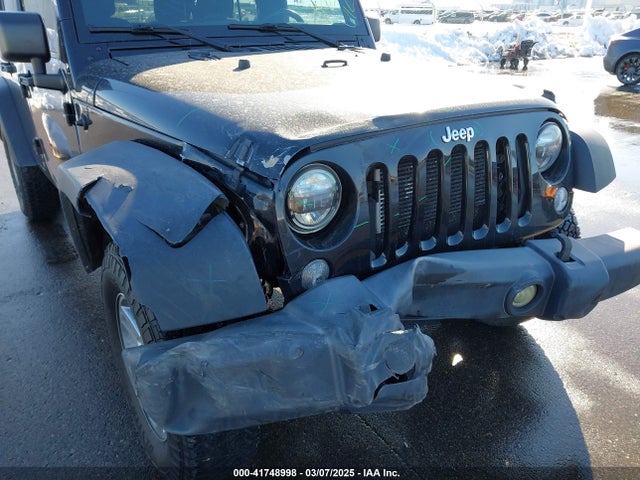 1C4BJWDG3FL771138 Jeep Wrangler Unlimited Sport