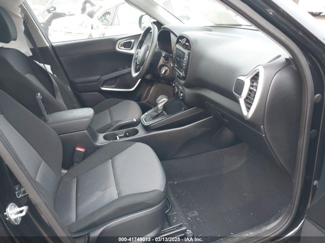 KNDJ23AU9N7183964 KIA SOUL LX