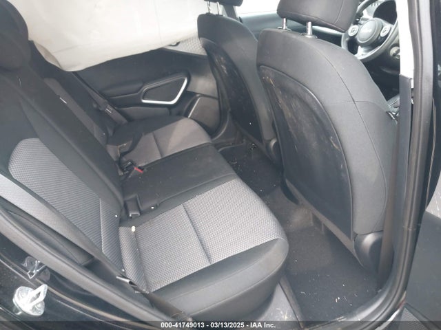 KNDJ23AU9N7183964 KIA SOUL LX