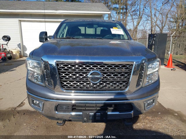 1N6BA1F4XHN507148 Nissan Titan Xd Sv Diesel