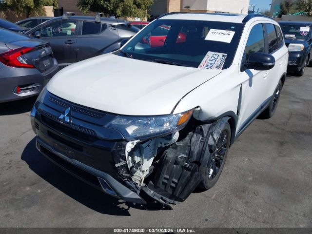 JA4AD3A33KZ030220 Mitsubishi Outlander Le