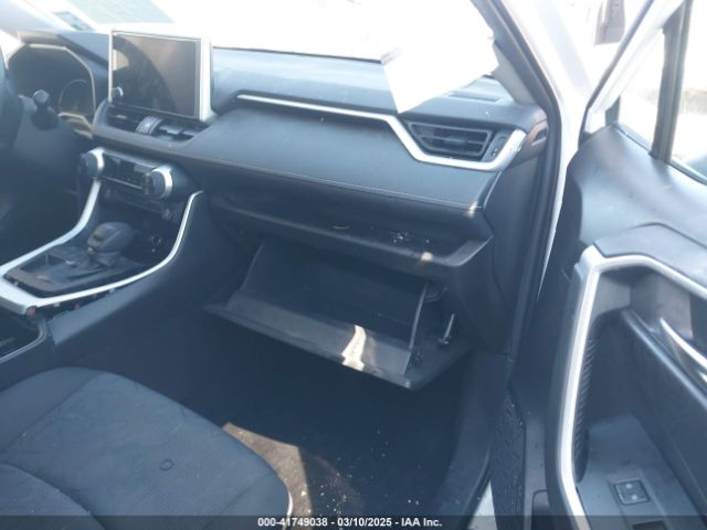 2023 TOYOTA RAV4 2T3W1RFV7PC215820 Photo 4