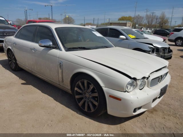 2008 JAGUAR XJ SAJWA82BX8SH28725
