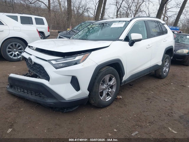 Toyota Rav4 Xle 2023 2T3P1RFV9PW377340 Image 2