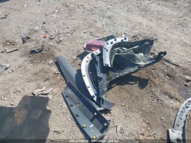 KL77LKE26RC023075 Chevrolet Trax Fwd Activ