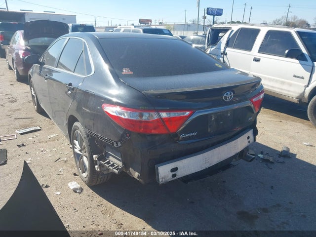 4T1BF1FK5FU941592 Toyota CAMRY SE