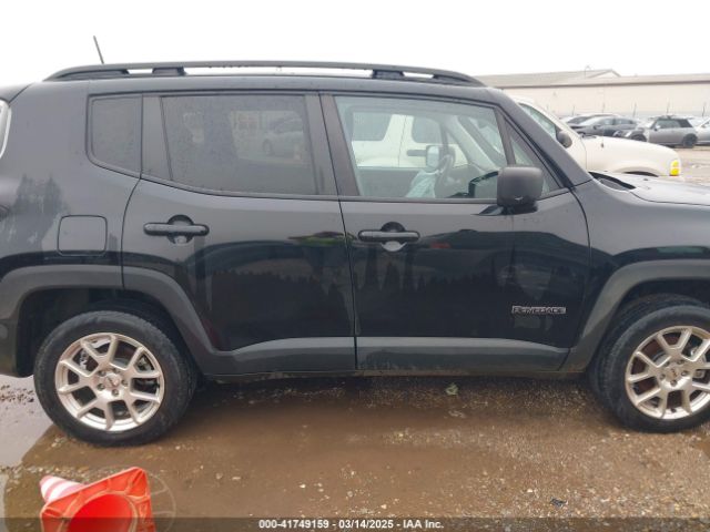 ZACNJDB17NPN85853 Jeep Renegade Latitude 4x4