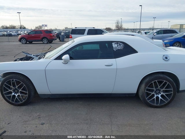 Dodge Challenger 2014 2C3CDYAG2EH123527 Image 14