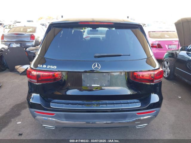 W1N4M4GB6LW033647 Mercedes-Benz GLB 250