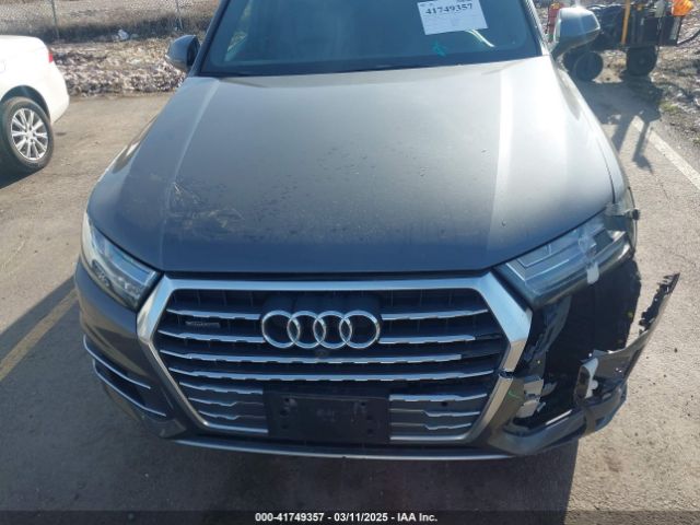 WA1LHAF78JD033266 Audi Q7 2.0t Premium