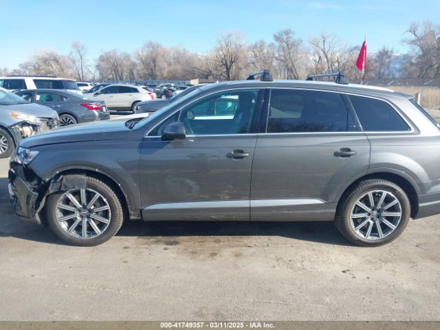 WA1LHAF78JD033266 Audi Q7 2.0t Premium