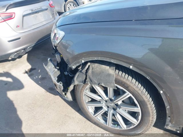 WA1LHAF78JD033266 Audi Q7 2.0t Premium