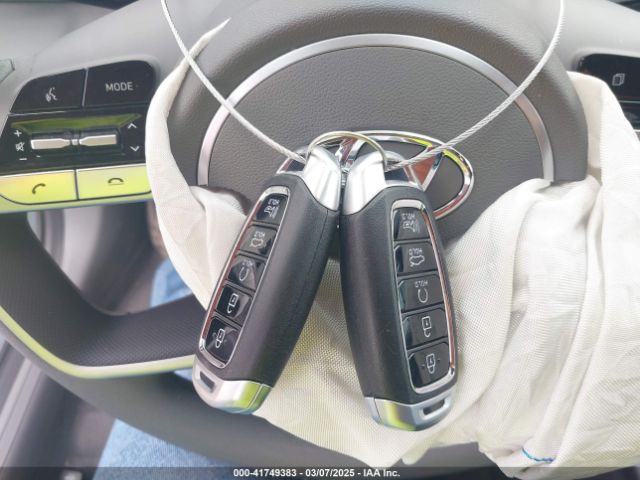 KMHLM4AG2PU444046 Hyundai ELANTRA SEL