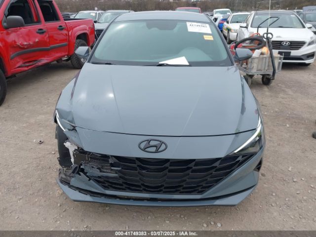 KMHLM4AG2PU444046 Hyundai ELANTRA SEL