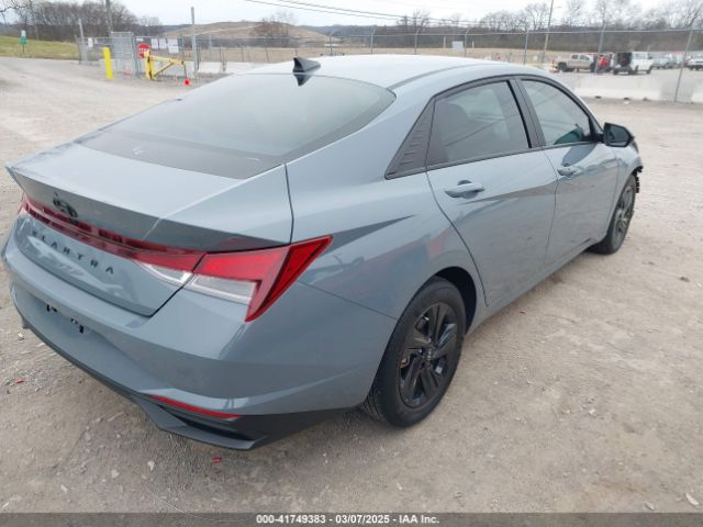 KMHLM4AG2PU444046 Hyundai ELANTRA SEL