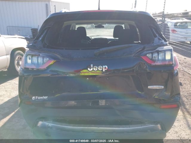 1C4PJLCB9KD358980 Jeep Cherokee Latitude Fwd
