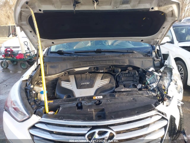 Hyundai Santa Fe Limited 2016 KM8SR4HF2GU133307 Image 10