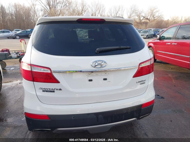 Hyundai Santa Fe Limited 2016 KM8SR4HF2GU133307 Image 16