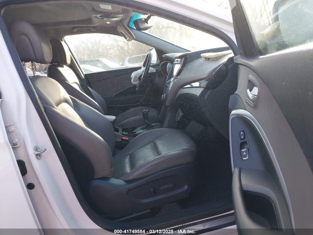 Hyundai Santa Fe Limited 2016 KM8SR4HF2GU133307 Image 5