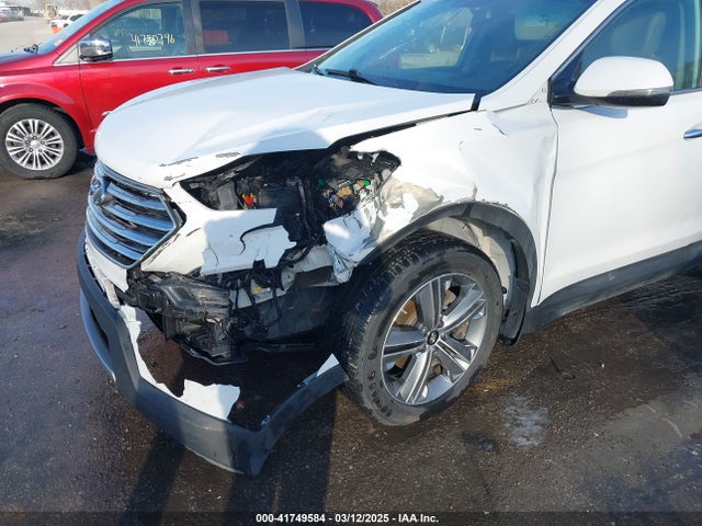 Hyundai Santa Fe Limited 2016 KM8SR4HF2GU133307 Image 6