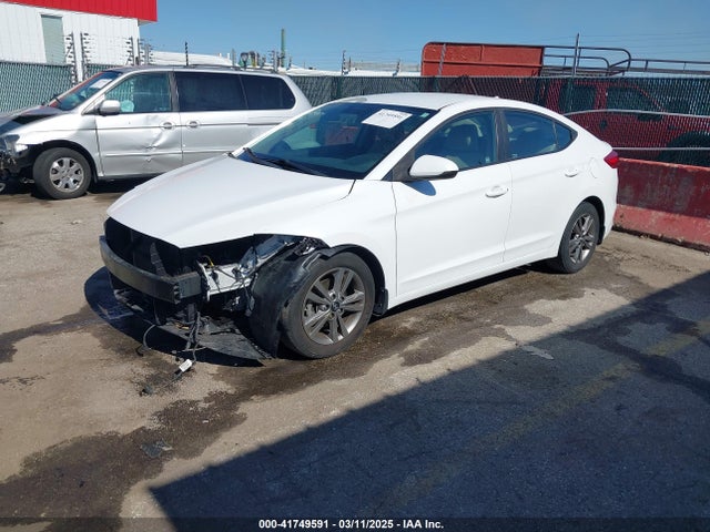 Hyundai ELANTRA SEL 2018 5NPD84LF7JH220113 Image 2