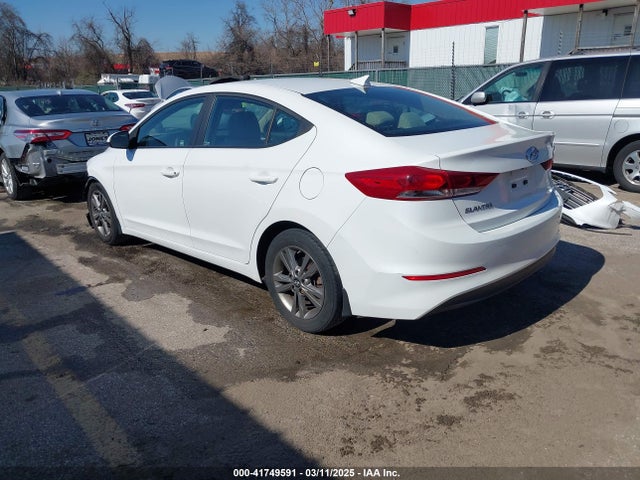 Hyundai ELANTRA SEL 2018 5NPD84LF7JH220113 Image 3
