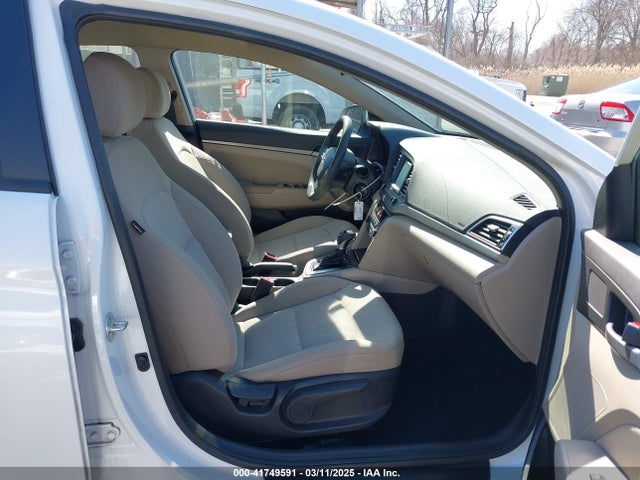 Hyundai ELANTRA SEL 2018 5NPD84LF7JH220113 Image 5