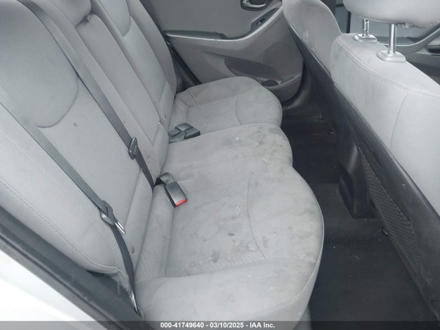 5NPDH4AE4EH525228 Hyundai ELANTRA SE