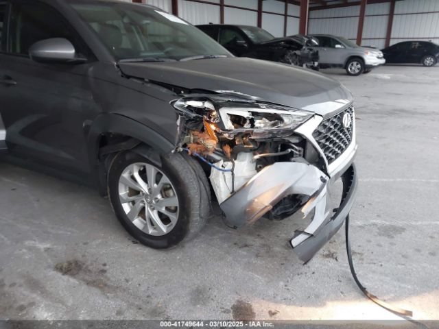 KM8J33A47MU309988 Hyundai Tucson Value