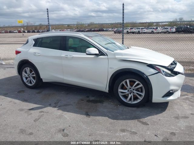 SJKCH5CP8KA010331 Infiniti Qx30 Luxe